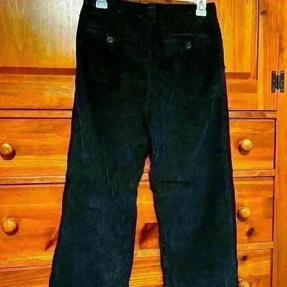 Old Navy boy’s corduroy